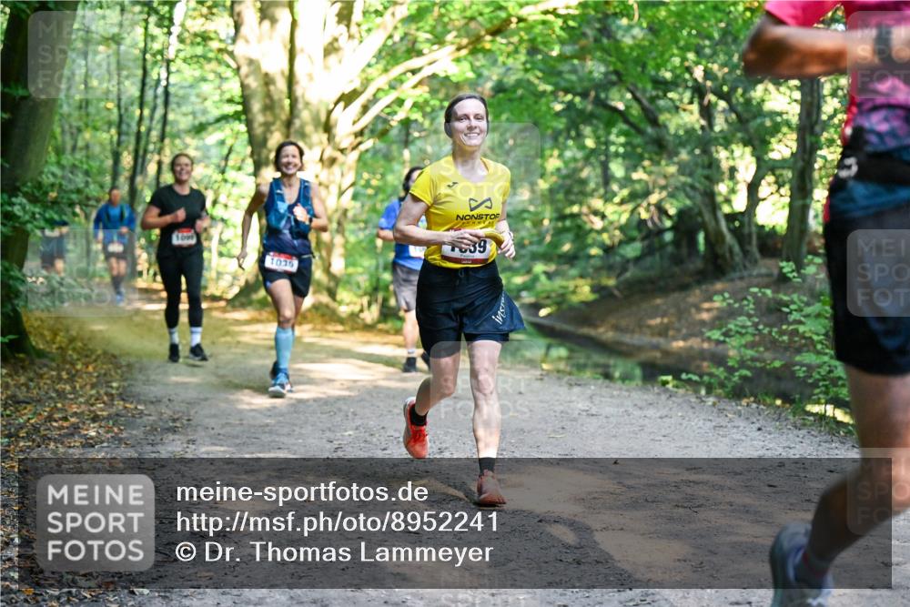 28.09.2025 - 33. Volkslauf durch das schöne Alstertal Dr. Thomas Lammeyer http://msf.ph/oto/8952241 28.09.2025 10:20:48 Laufen 1035 meine-sportfotos.de