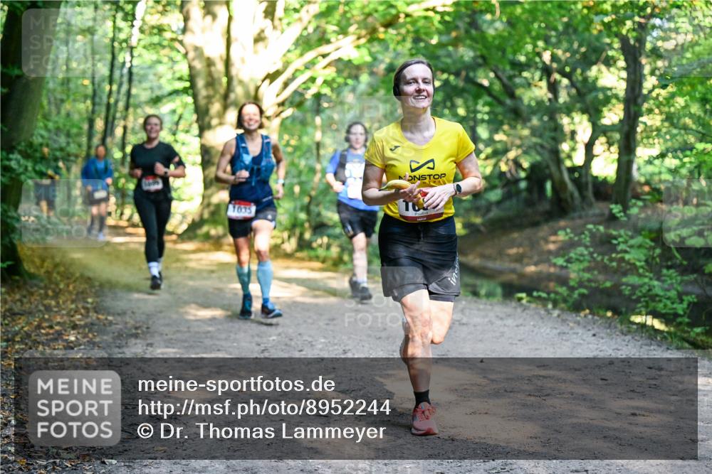 28.09.2025 - 33. Volkslauf durch das schöne Alstertal Dr. Thomas Lammeyer http://msf.ph/oto/8952244 28.09.2025 10:20:49 Laufen 1035 meine-sportfotos.de