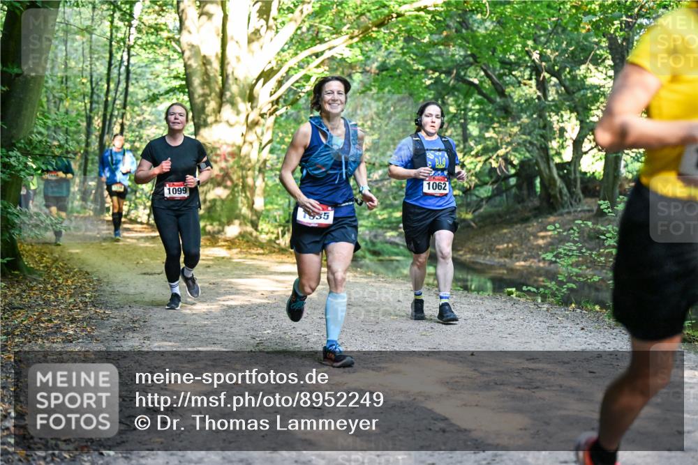 28.09.2025 - 33. Volkslauf durch das schöne Alstertal Dr. Thomas Lammeyer http://msf.ph/oto/8952249 28.09.2025 10:20:50 Laufen 1099 meine-sportfotos.de