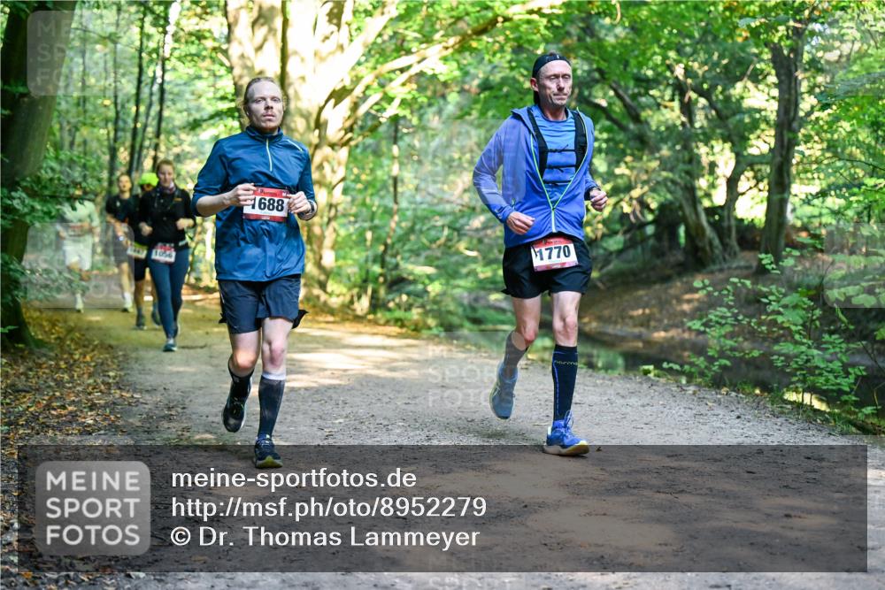 28.09.2025 - 33. Volkslauf durch das schöne Alstertal Dr. Thomas Lammeyer http://msf.ph/oto/8952279 28.09.2025 10:20:55 Laufen 1036, 688, 1770 meine-sportfotos.de