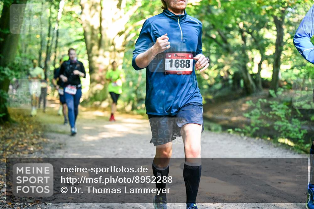 28.09.2025 - 33. Volkslauf durch das schöne Alstertal Dr. Thomas Lammeyer http://msf.ph/oto/8952288 28.09.2025 10:20:57 Laufen 1688 meine-sportfotos.de