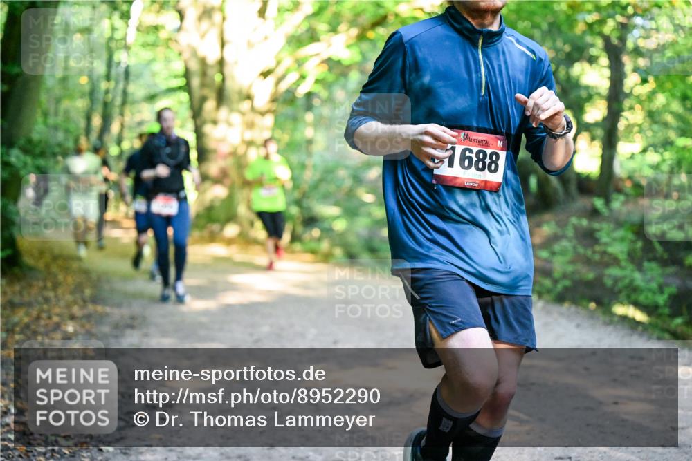 28.09.2025 - 33. Volkslauf durch das schöne Alstertal Dr. Thomas Lammeyer http://msf.ph/oto/8952290 28.09.2025 10:20:57 Laufen 1688 meine-sportfotos.de