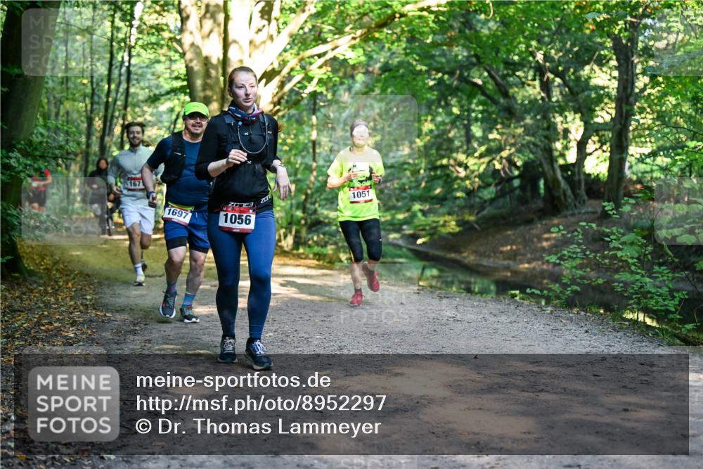 28.09.2025 - 33. Volkslauf durch das schöne Alstertal Dr. Thomas Lammeyer http://msf.ph/oto/8952297 28.09.2025 10:20:58 Laufen 167, 1697, 1056, 1051 meine-sportfotos.de