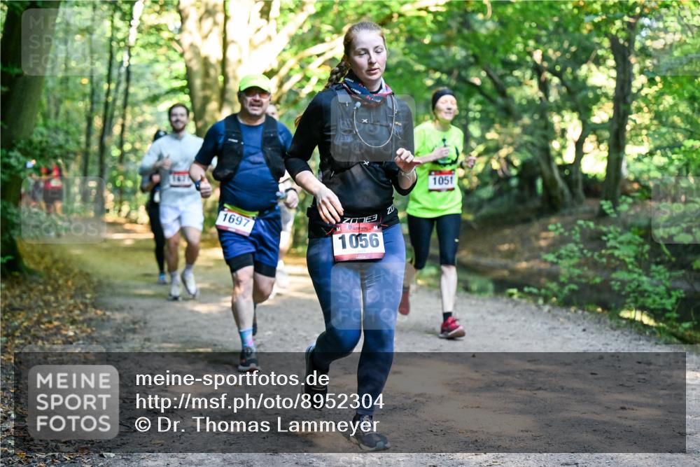 28.09.2025 - 33. Volkslauf durch das schöne Alstertal Dr. Thomas Lammeyer http://msf.ph/oto/8952304 28.09.2025 10:20:59 Laufen 167, 1697, 1056, 1051 meine-sportfotos.de