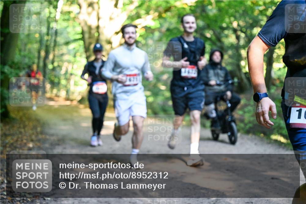 28.09.2025 - 33. Volkslauf durch das schöne Alstertal Dr. Thomas Lammeyer http://msf.ph/oto/8952312 28.09.2025 10:21:01 Laufen 1972, 16 meine-sportfotos.de