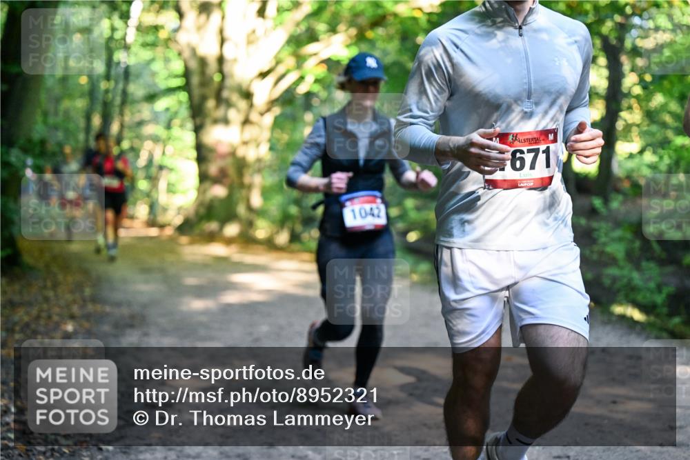 28.09.2025 - 33. Volkslauf durch das schöne Alstertal Dr. Thomas Lammeyer http://msf.ph/oto/8952321 28.09.2025 10:21:02 Laufen 1042, 671 meine-sportfotos.de