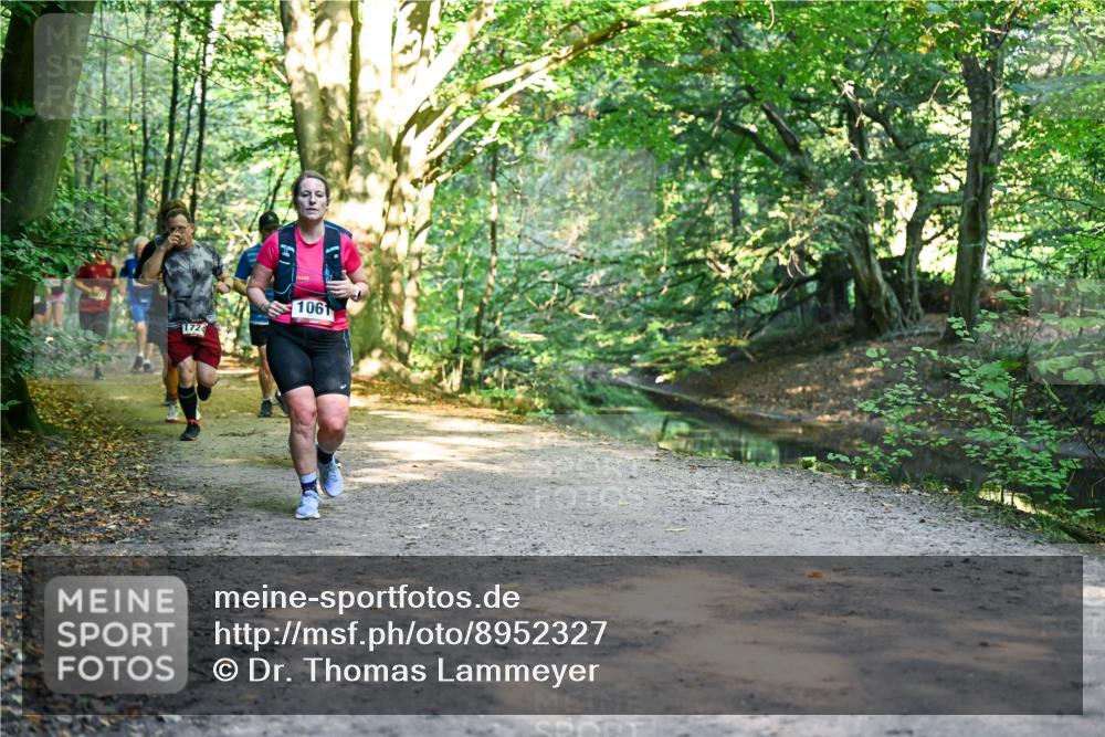 28.09.2025 - 33. Volkslauf durch das schöne Alstertal Dr. Thomas Lammeyer http://msf.ph/oto/8952327 28.09.2025 10:21:05 Laufen 1061, 1724 meine-sportfotos.de