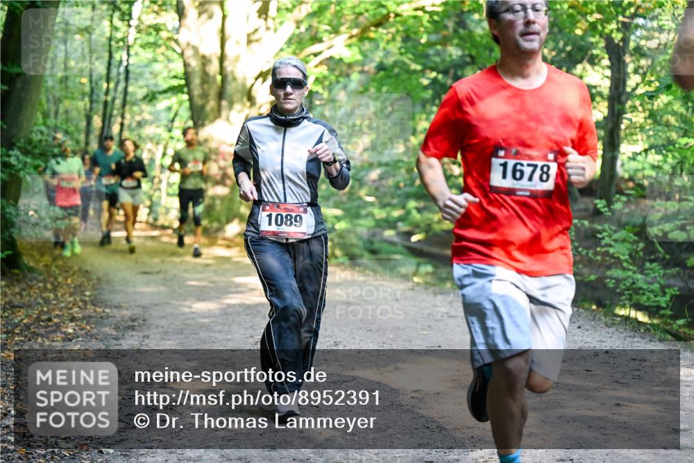 28.09.2025 - 33. Volkslauf durch das schöne Alstertal Dr. Thomas Lammeyer http://msf.ph/oto/8952391 28.09.2025 10:21:17 Laufen 1089, 1678 meine-sportfotos.de