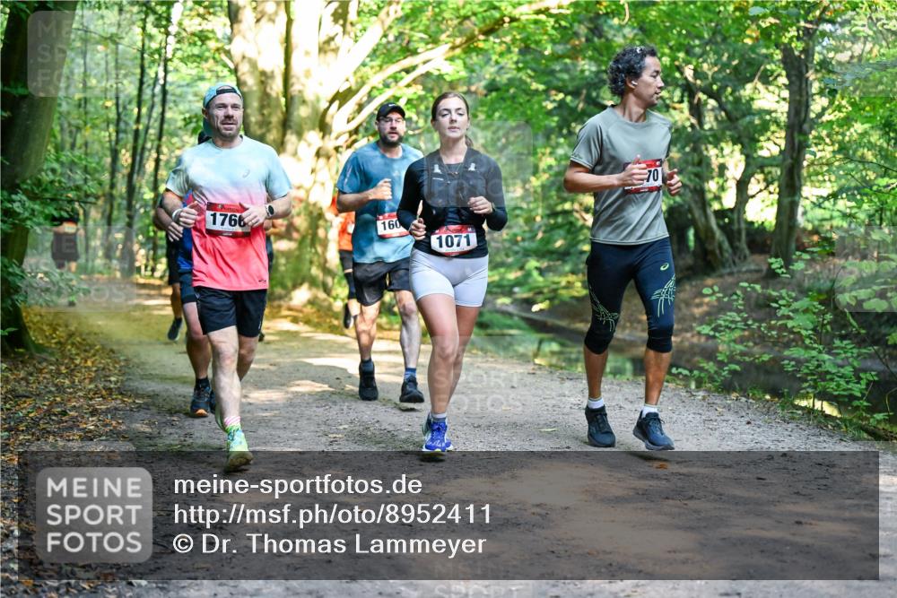 28.09.2025 - 33. Volkslauf durch das schöne Alstertal Dr. Thomas Lammeyer http://msf.ph/oto/8952411 28.09.2025 10:21:21 Laufen 1766, 160, 1071, 70 meine-sportfotos.de