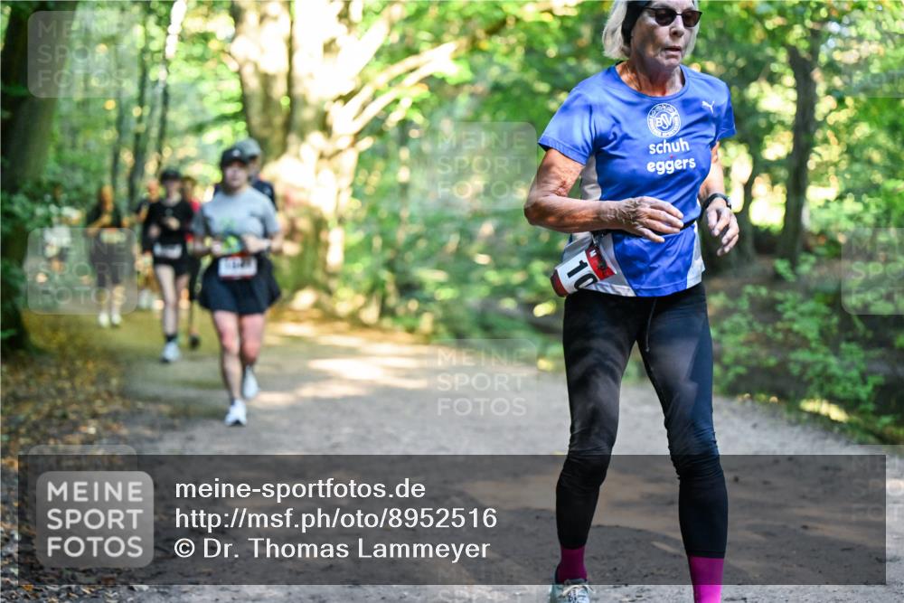 28.09.2025 - 33. Volkslauf durch das schöne Alstertal Dr. Thomas Lammeyer http://msf.ph/oto/8952516 28.09.2025 10:21:45 Laufen  meine-sportfotos.de