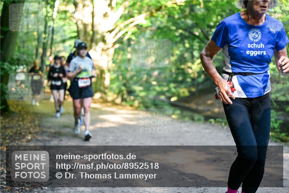 28.09.2025 - 33. Volkslauf durch das schöne Alstertal Dr. Thomas Lammeyer http://msf.ph/oto/8952518 28.09.2025 10:21:45 Laufen  meine-sportfotos.de