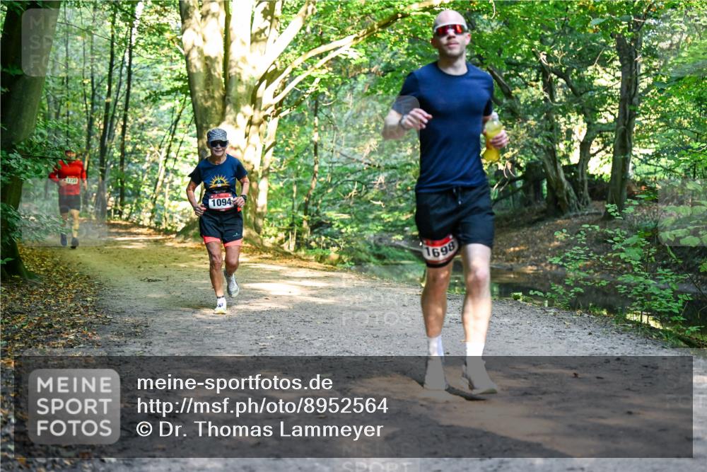 28.09.2025 - 33. Volkslauf durch das schöne Alstertal Dr. Thomas Lammeyer http://msf.ph/oto/8952564 28.09.2025 10:21:53 Laufen 1720, 1094, 1699 meine-sportfotos.de