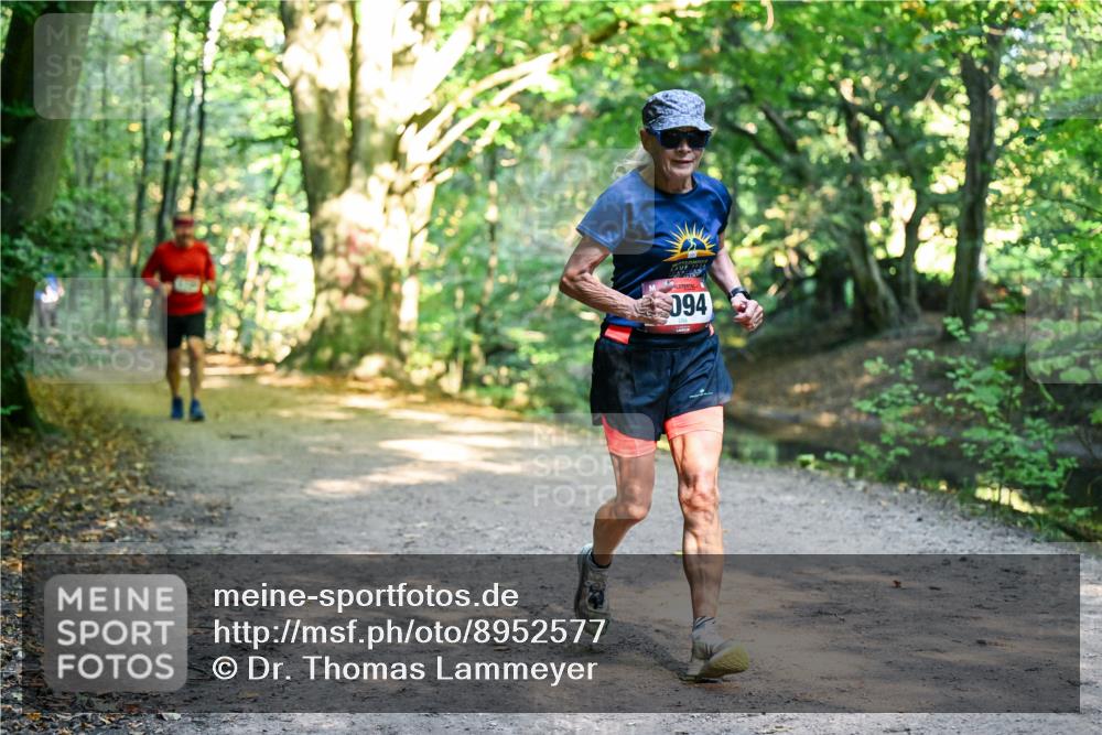 28.09.2025 - 33. Volkslauf durch das schöne Alstertal Dr. Thomas Lammeyer http://msf.ph/oto/8952577 28.09.2025 10:21:55 Laufen 3074, 094 meine-sportfotos.de