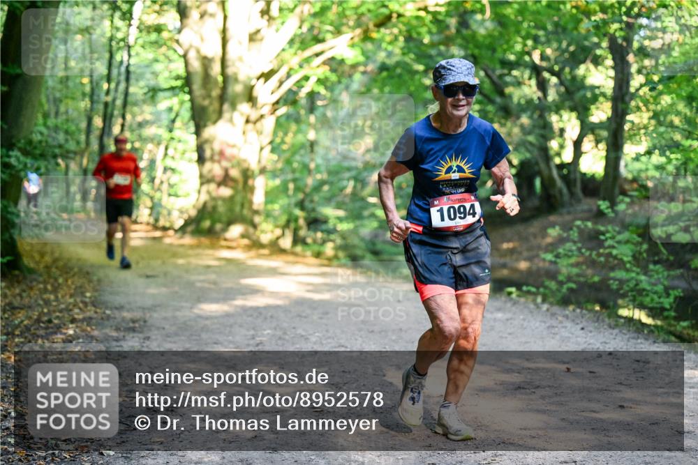 28.09.2025 - 33. Volkslauf durch das schöne Alstertal Dr. Thomas Lammeyer http://msf.ph/oto/8952578 28.09.2025 10:21:55 Laufen 1094 meine-sportfotos.de