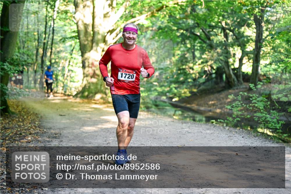 28.09.2025 - 33. Volkslauf durch das schöne Alstertal Dr. Thomas Lammeyer http://msf.ph/oto/8952586 28.09.2025 10:21:59 Laufen 1720 meine-sportfotos.de