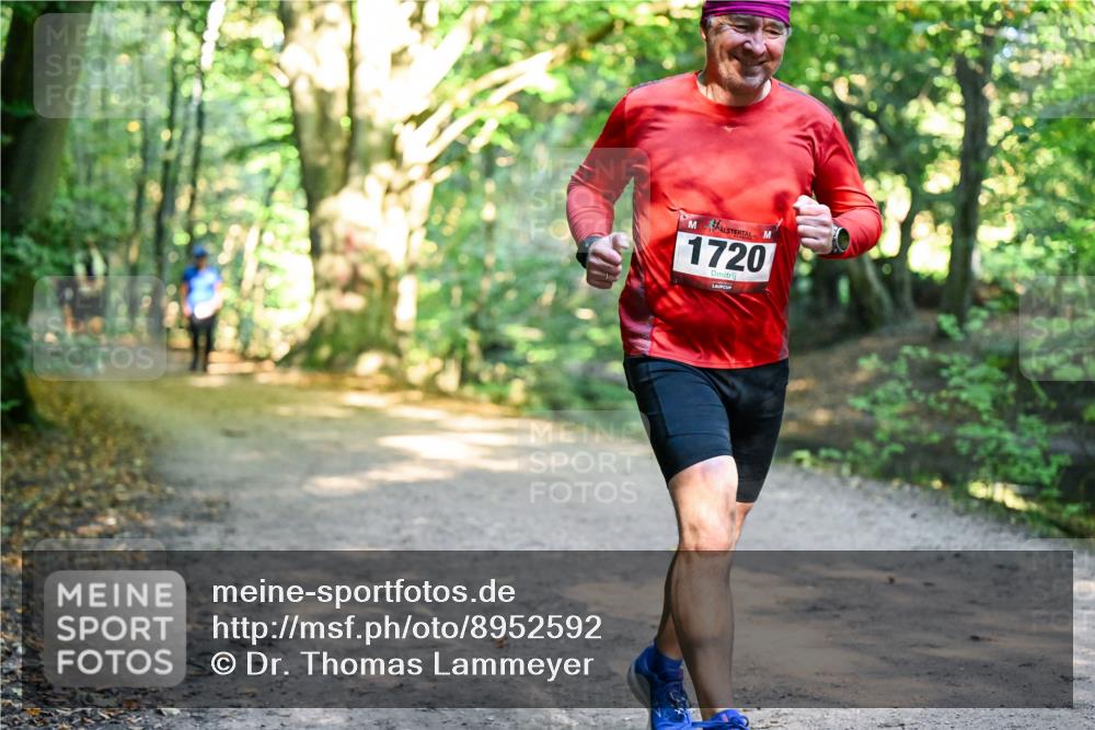 28.09.2025 - 33. Volkslauf durch das schöne Alstertal Dr. Thomas Lammeyer http://msf.ph/oto/8952592 28.09.2025 10:22:00 Laufen 1720 meine-sportfotos.de