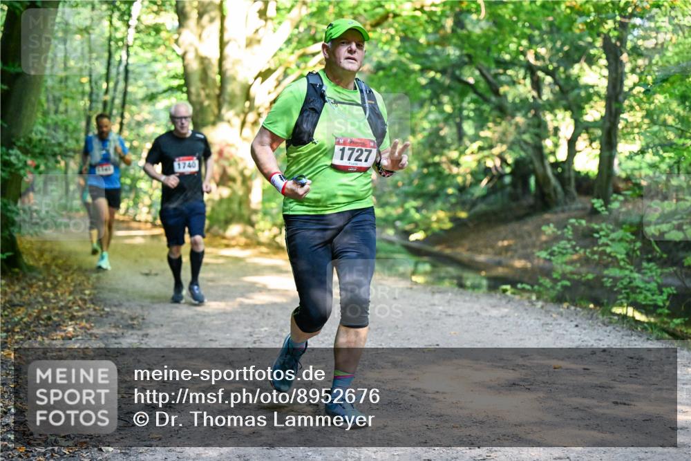 28.09.2025 - 33. Volkslauf durch das schöne Alstertal Dr. Thomas Lammeyer http://msf.ph/oto/8952676 28.09.2025 10:22:23 Laufen 1740, 1727 meine-sportfotos.de