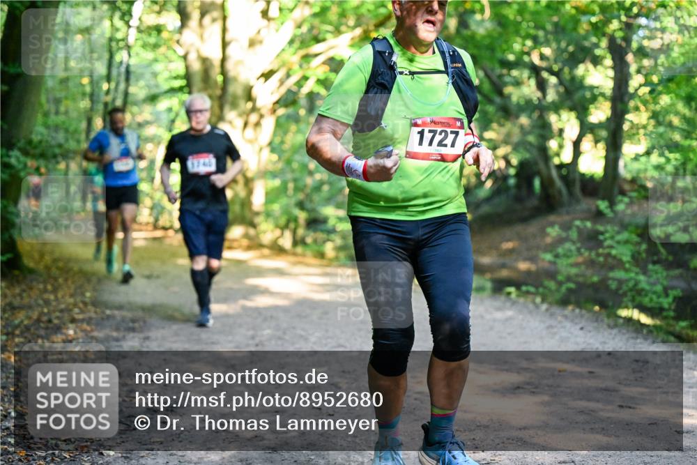 28.09.2025 - 33. Volkslauf durch das schöne Alstertal Dr. Thomas Lammeyer http://msf.ph/oto/8952680 28.09.2025 10:22:23 Laufen 1727 meine-sportfotos.de