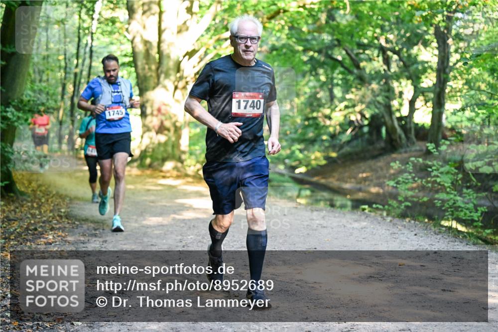28.09.2025 - 33. Volkslauf durch das schöne Alstertal Dr. Thomas Lammeyer http://msf.ph/oto/8952689 28.09.2025 10:22:25 Laufen 1745, 1740 meine-sportfotos.de