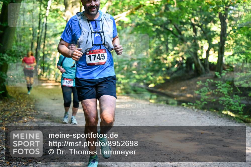 28.09.2025 - 33. Volkslauf durch das schöne Alstertal Dr. Thomas Lammeyer http://msf.ph/oto/8952698 28.09.2025 10:22:27 Laufen 1101, 1745 meine-sportfotos.de