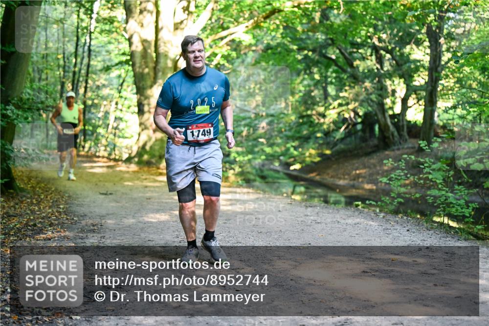 28.09.2025 - 33. Volkslauf durch das schöne Alstertal Dr. Thomas Lammeyer http://msf.ph/oto/8952744 28.09.2025 10:22:48 Laufen 2025, 1749 meine-sportfotos.de