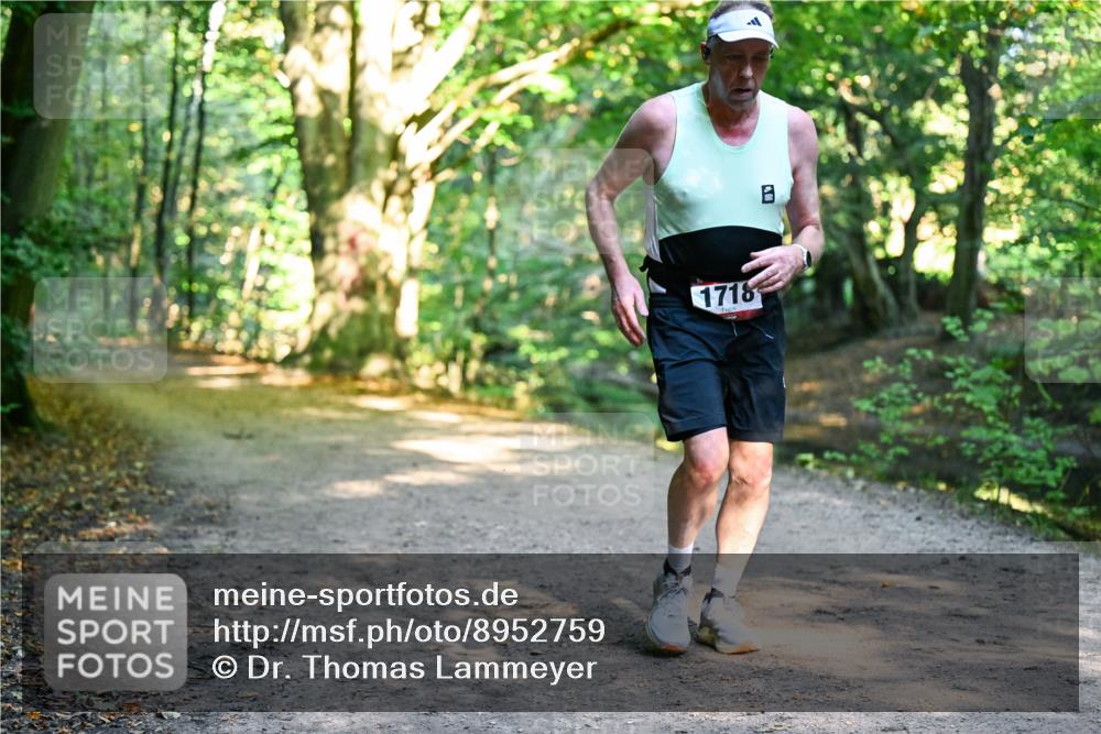 28.09.2025 - 33. Volkslauf durch das schöne Alstertal Dr. Thomas Lammeyer http://msf.ph/oto/8952759 28.09.2025 10:22:53 Laufen 1718 meine-sportfotos.de