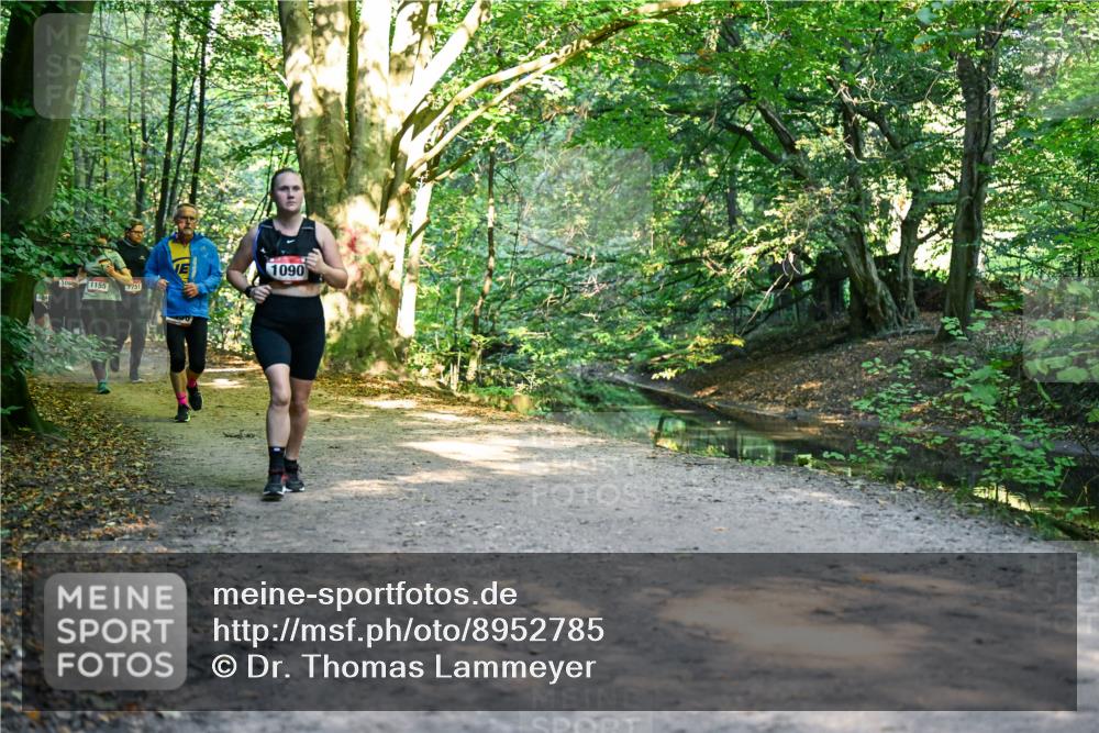 28.09.2025 - 33. Volkslauf durch das schöne Alstertal Dr. Thomas Lammeyer http://msf.ph/oto/8952785 28.09.2025 10:23:13 Laufen 1108, 1155, 7751, 1090 meine-sportfotos.de
