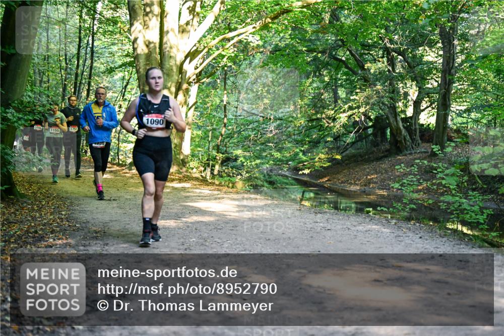 28.09.2025 - 33. Volkslauf durch das schöne Alstertal Dr. Thomas Lammeyer http://msf.ph/oto/8952790 28.09.2025 10:23:14 Laufen 174, 108, 1155, 1751, 736, 1090 meine-sportfotos.de