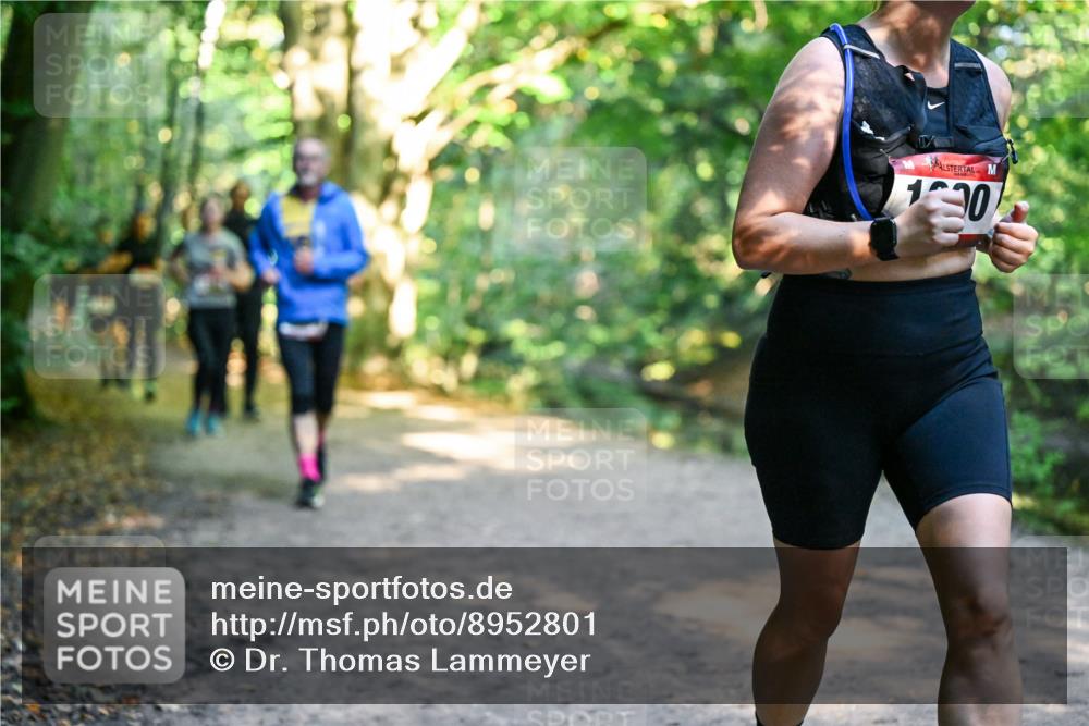 28.09.2025 - 33. Volkslauf durch das schöne Alstertal Dr. Thomas Lammeyer http://msf.ph/oto/8952801 28.09.2025 10:23:16 Laufen 130 meine-sportfotos.de
