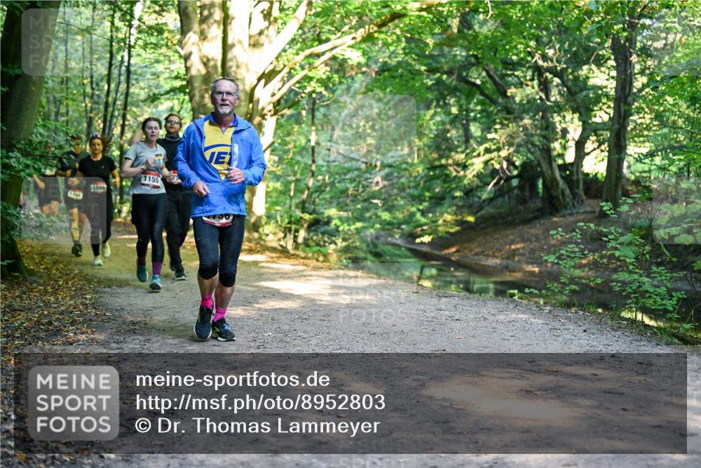 28.09.2025 - 33. Volkslauf durch das schöne Alstertal Dr. Thomas Lammeyer http://msf.ph/oto/8952803 28.09.2025 10:23:17 Laufen 100, 1155 meine-sportfotos.de