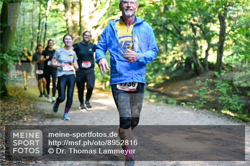 28.09.2025 - 33. Volkslauf durch das schöne Alstertal Dr. Thomas Lammeyer http://msf.ph/oto/8952816 28.09.2025 10:23:18 Laufen 1150, 3751, 736 meine-sportfotos.de