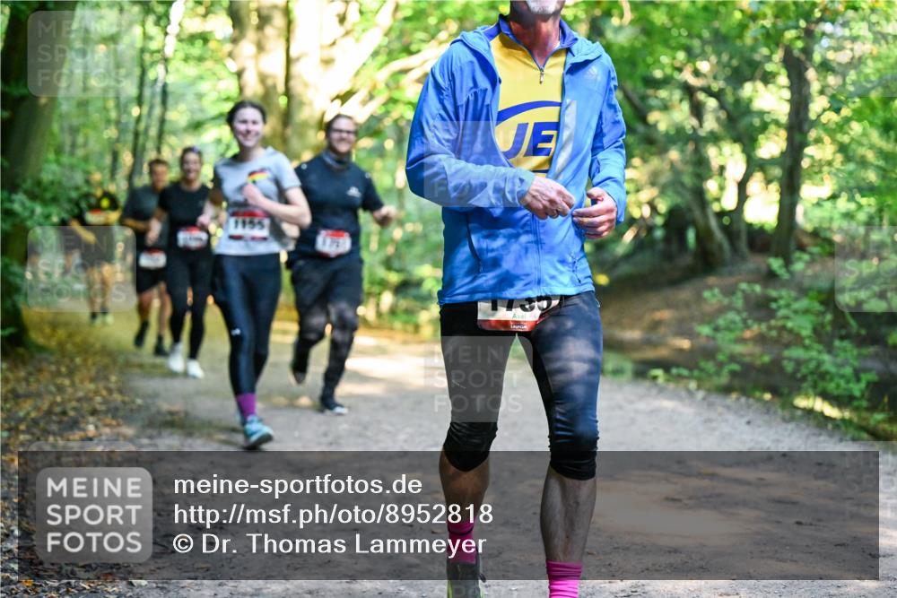 28.09.2025 - 33. Volkslauf durch das schöne Alstertal Dr. Thomas Lammeyer http://msf.ph/oto/8952818 28.09.2025 10:23:19 Laufen 1155 meine-sportfotos.de