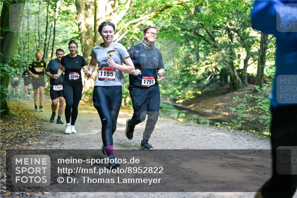 28.09.2025 - 33. Volkslauf durch das schöne Alstertal Dr. Thomas Lammeyer http://msf.ph/oto/8952822 28.09.2025 10:23:19 Laufen 1746, 1086, 1155, 1751 meine-sportfotos.de