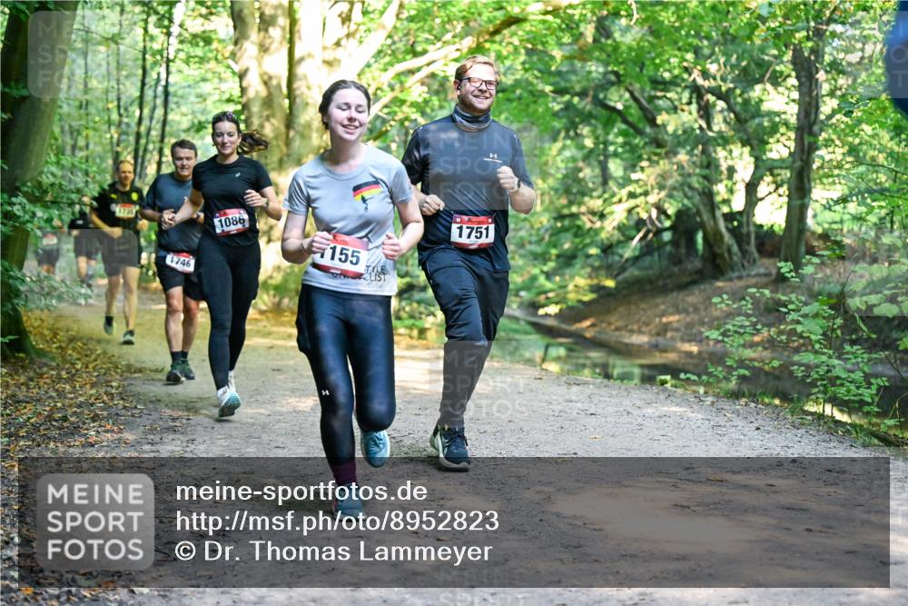 28.09.2025 - 33. Volkslauf durch das schöne Alstertal Dr. Thomas Lammeyer http://msf.ph/oto/8952823 28.09.2025 10:23:20 Laufen 1755, 1746, 1086, 155, 1751 meine-sportfotos.de