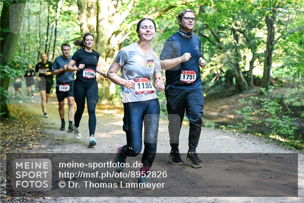 28.09.2025 - 33. Volkslauf durch das schöne Alstertal Dr. Thomas Lammeyer http://msf.ph/oto/8952826 28.09.2025 10:23:20 Laufen 1746, 1086, 1155, 1751 meine-sportfotos.de