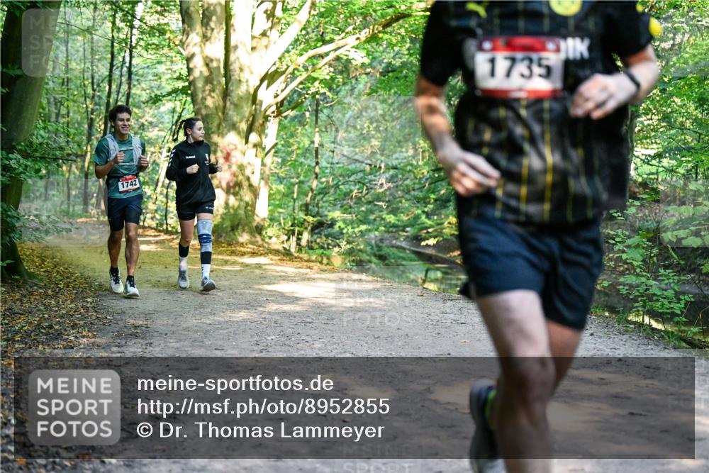 28.09.2025 - 33. Volkslauf durch das schöne Alstertal Dr. Thomas Lammeyer http://msf.ph/oto/8952855 28.09.2025 10:23:25 Laufen 1742, 1735 meine-sportfotos.de