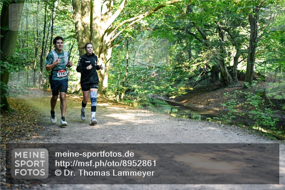 28.09.2025 - 33. Volkslauf durch das schöne Alstertal Dr. Thomas Lammeyer http://msf.ph/oto/8952861 28.09.2025 10:23:26 Laufen 1742 meine-sportfotos.de