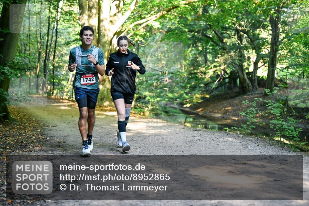 28.09.2025 - 33. Volkslauf durch das schöne Alstertal Dr. Thomas Lammeyer http://msf.ph/oto/8952865 28.09.2025 10:23:27 Laufen 1742 meine-sportfotos.de
