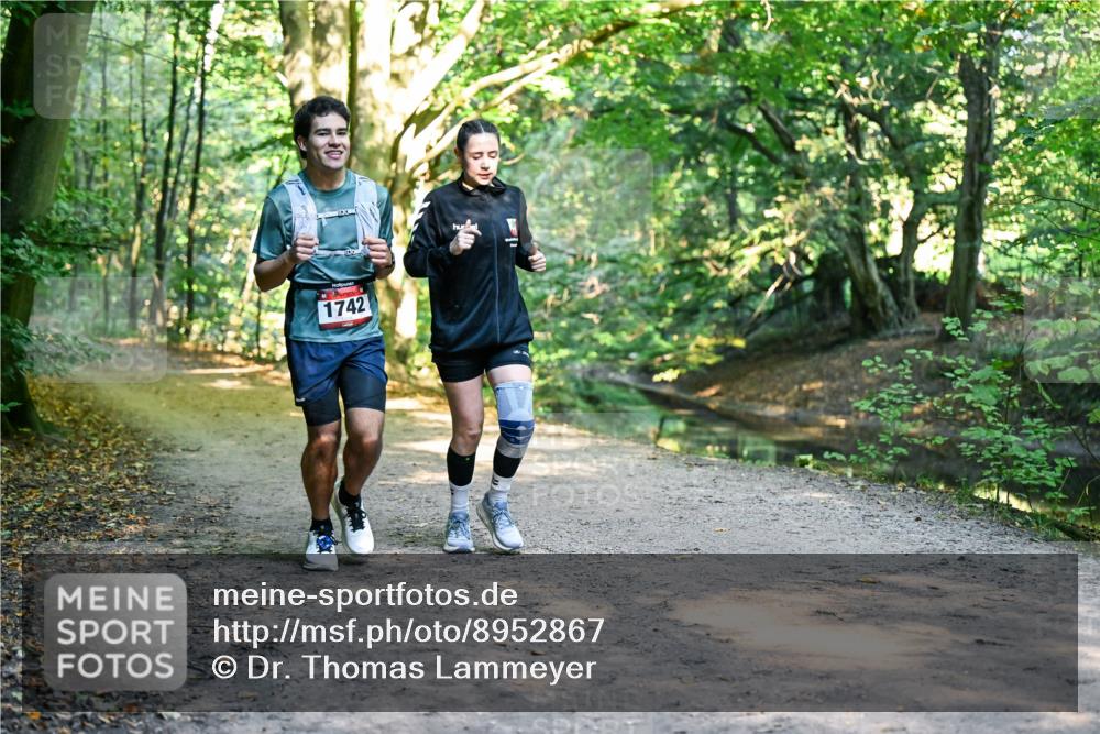 28.09.2025 - 33. Volkslauf durch das schöne Alstertal Dr. Thomas Lammeyer http://msf.ph/oto/8952867 28.09.2025 10:23:27 Laufen 1742 meine-sportfotos.de