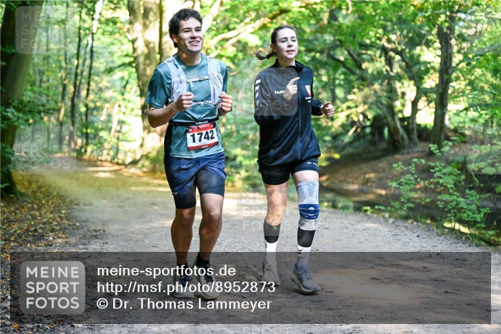 28.09.2025 - 33. Volkslauf durch das schöne Alstertal Dr. Thomas Lammeyer http://msf.ph/oto/8952873 28.09.2025 10:23:28 Laufen 1742 meine-sportfotos.de