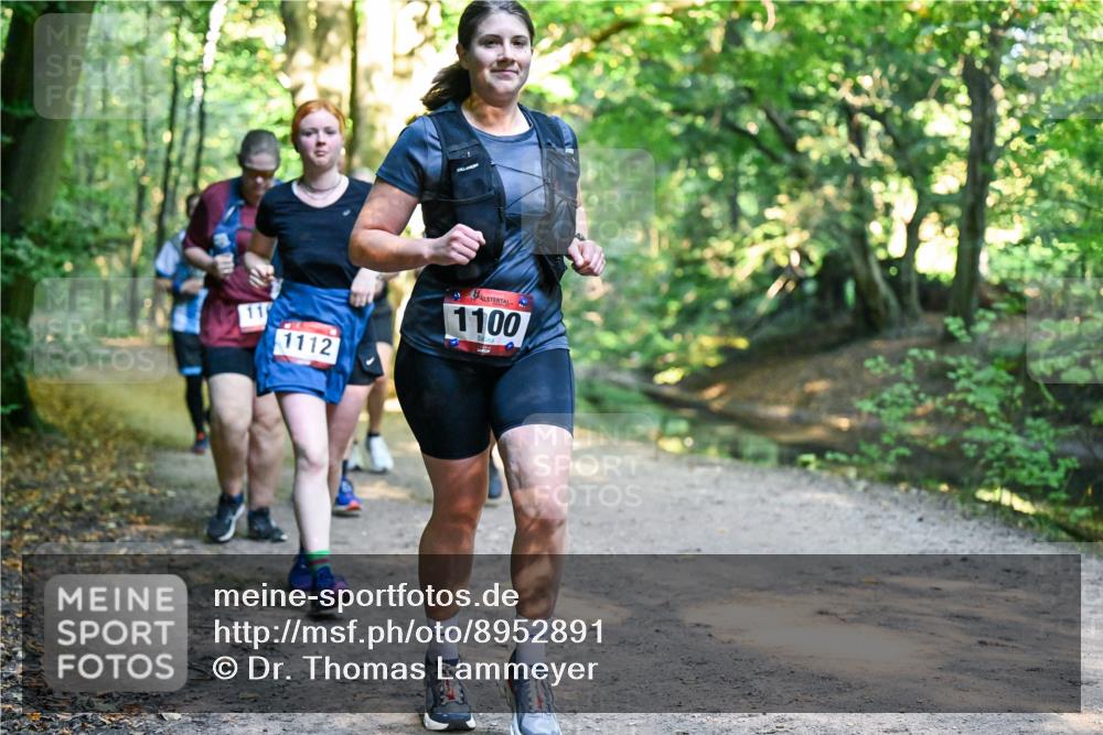 28.09.2025 - 33. Volkslauf durch das schöne Alstertal Dr. Thomas Lammeyer http://msf.ph/oto/8952891 28.09.2025 10:23:42 Laufen 11, 1112, 1100 meine-sportfotos.de