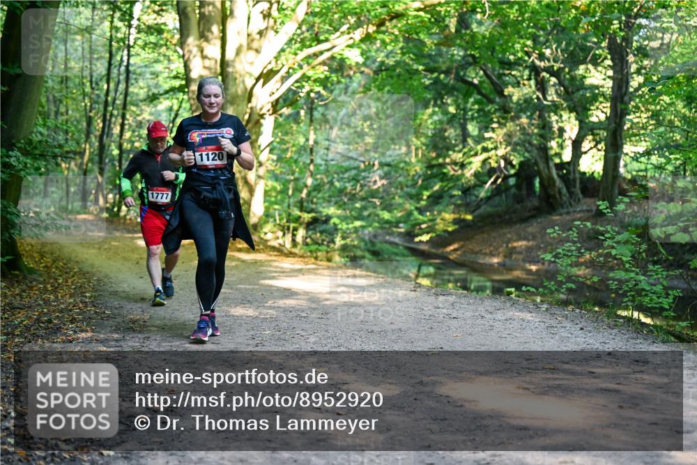 28.09.2025 - 33. Volkslauf durch das schöne Alstertal Dr. Thomas Lammeyer http://msf.ph/oto/8952920 28.09.2025 10:24:00 Laufen 1777, 1120 meine-sportfotos.de