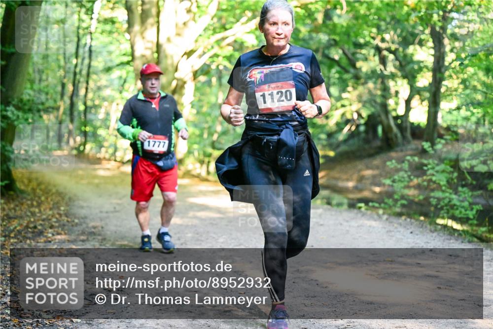 28.09.2025 - 33. Volkslauf durch das schöne Alstertal Dr. Thomas Lammeyer http://msf.ph/oto/8952932 28.09.2025 10:24:02 Laufen 1777, 1120 meine-sportfotos.de