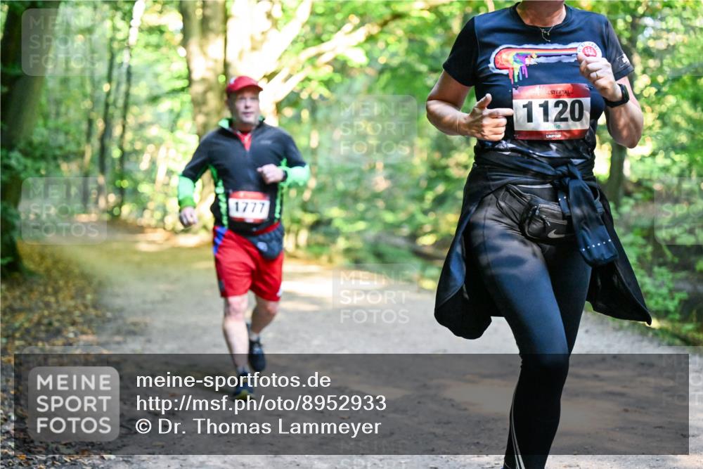28.09.2025 - 33. Volkslauf durch das schöne Alstertal Dr. Thomas Lammeyer http://msf.ph/oto/8952933 28.09.2025 10:24:02 Laufen 1777, 1120 meine-sportfotos.de