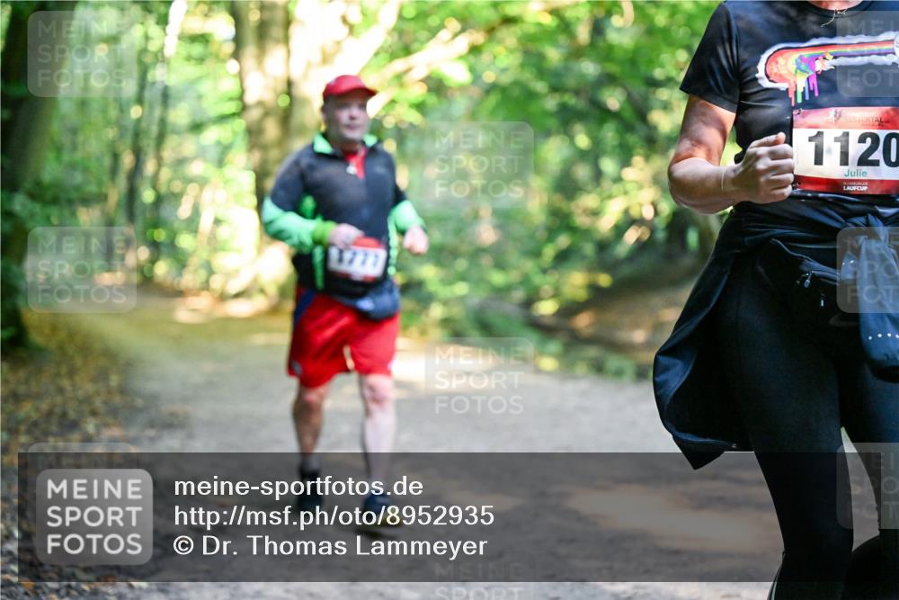 28.09.2025 - 33. Volkslauf durch das schöne Alstertal Dr. Thomas Lammeyer http://msf.ph/oto/8952935 28.09.2025 10:24:03 Laufen 3777, 1120 meine-sportfotos.de