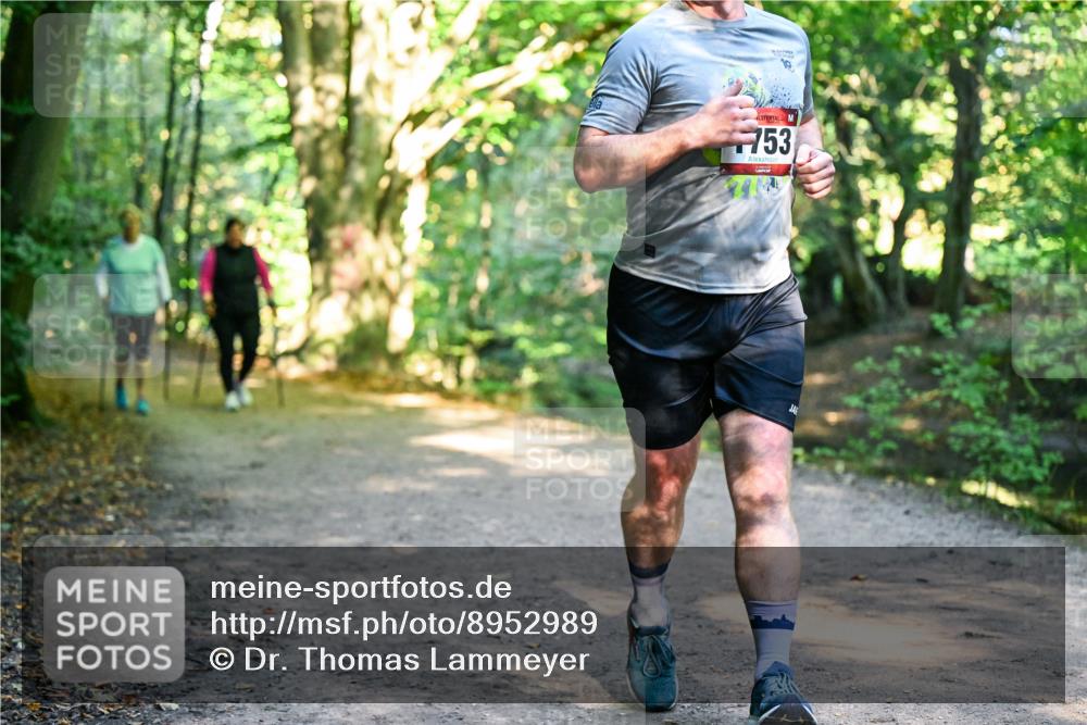 28.09.2025 - 33. Volkslauf durch das schöne Alstertal Dr. Thomas Lammeyer http://msf.ph/oto/8952989 28.09.2025 10:24:25 Laufen 753 meine-sportfotos.de