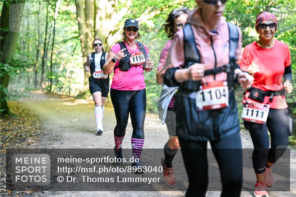 28.09.2025 - 33. Volkslauf durch das schöne Alstertal Dr. Thomas Lammeyer http://msf.ph/oto/8953040 28.09.2025 10:25:19 Laufen 1115, 1114, 1104, 1111 meine-sportfotos.de