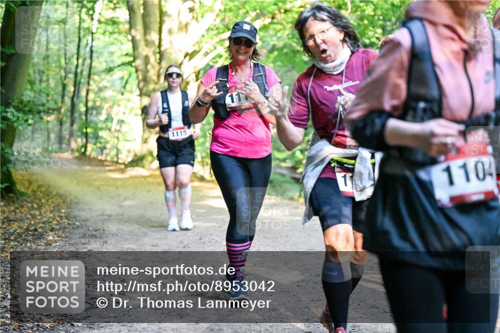 28.09.2025 - 33. Volkslauf durch das schöne Alstertal Dr. Thomas Lammeyer http://msf.ph/oto/8953042 28.09.2025 10:25:19 Laufen 1115, 11, 1, 1104 meine-sportfotos.de