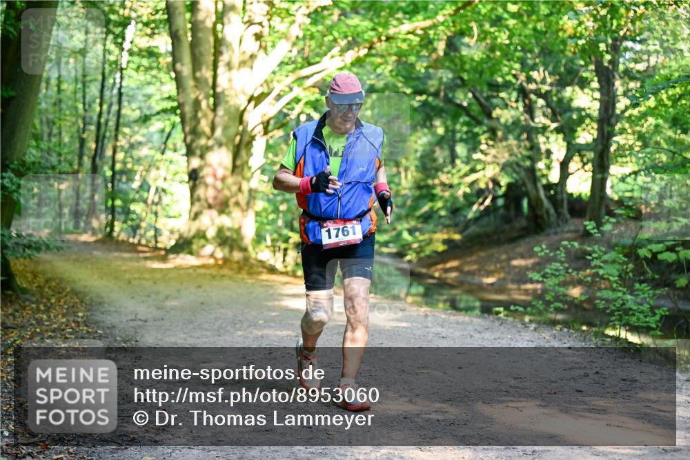 28.09.2025 - 33. Volkslauf durch das schöne Alstertal Dr. Thomas Lammeyer http://msf.ph/oto/8953060 28.09.2025 10:25:39 Laufen 1761 meine-sportfotos.de
