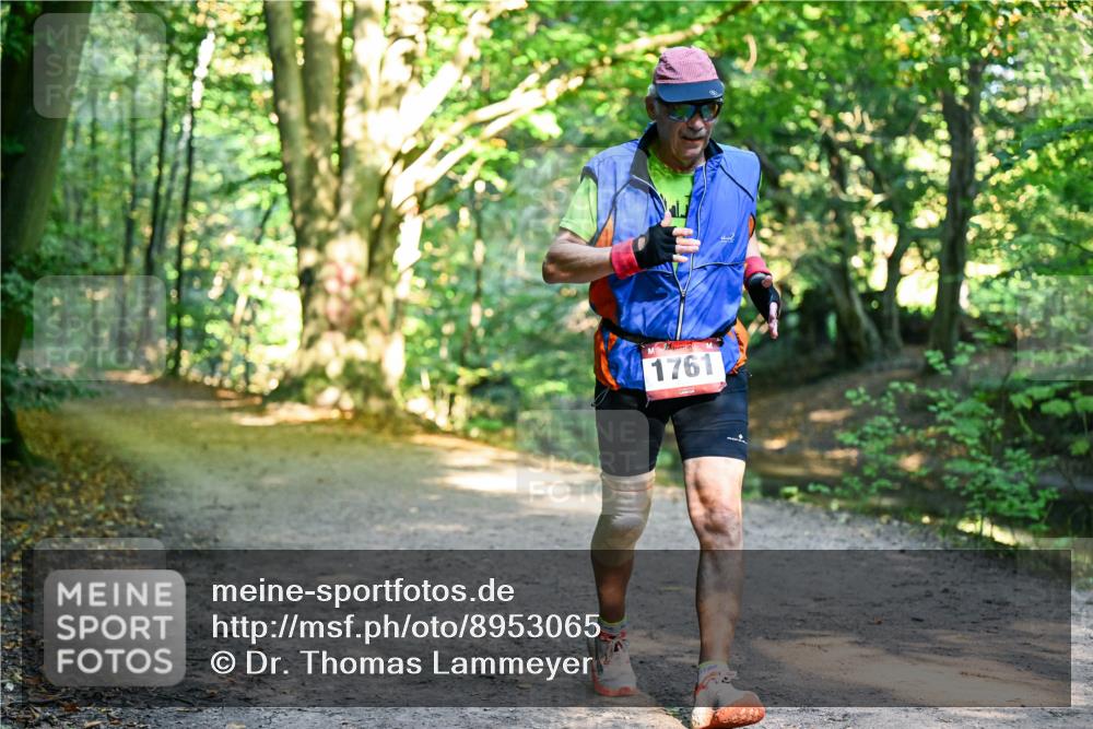 28.09.2025 - 33. Volkslauf durch das schöne Alstertal Dr. Thomas Lammeyer http://msf.ph/oto/8953065 28.09.2025 10:25:40 Laufen 1761 meine-sportfotos.de